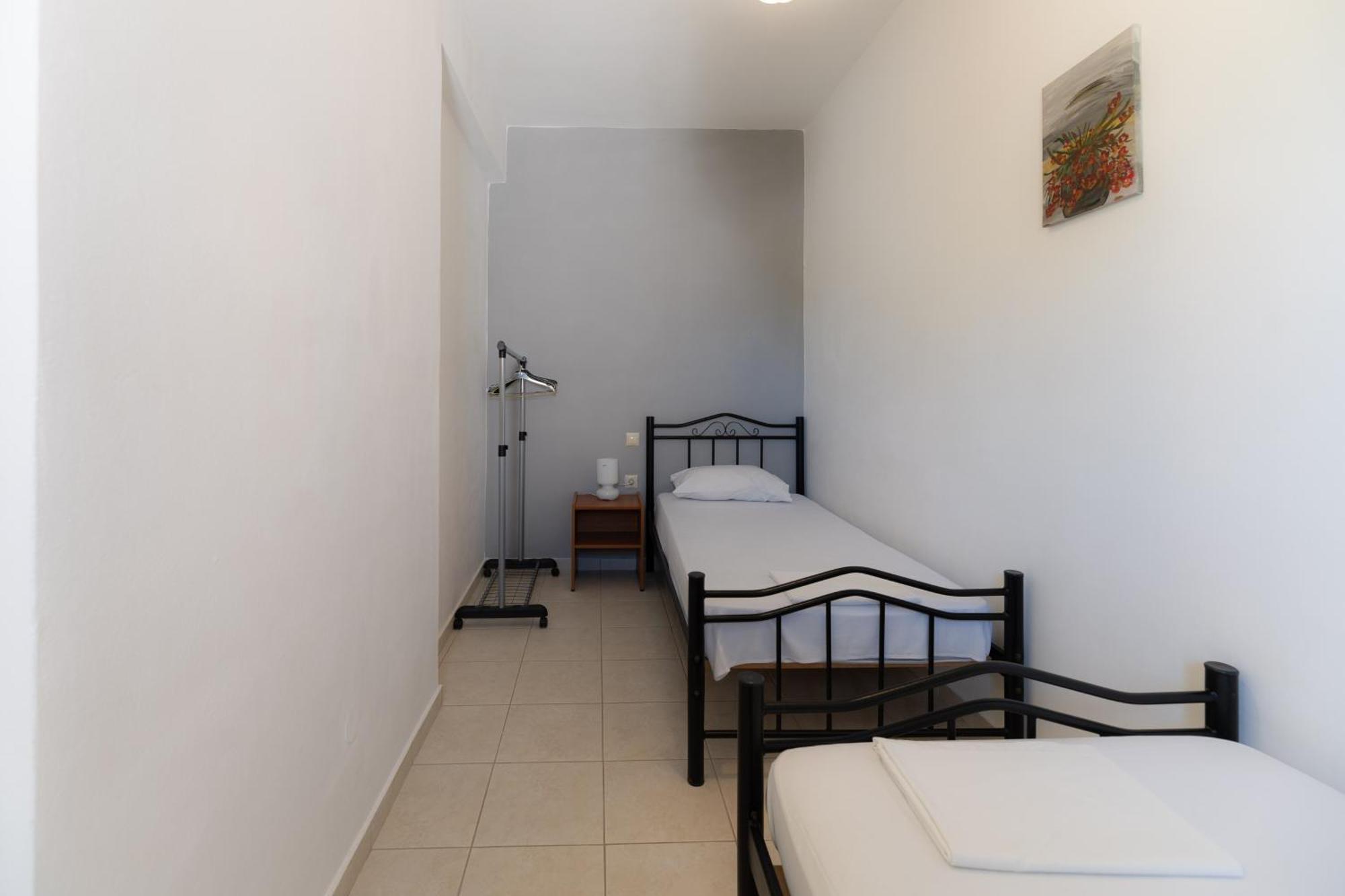 Korfes Apartments Камиларион Екстериор снимка