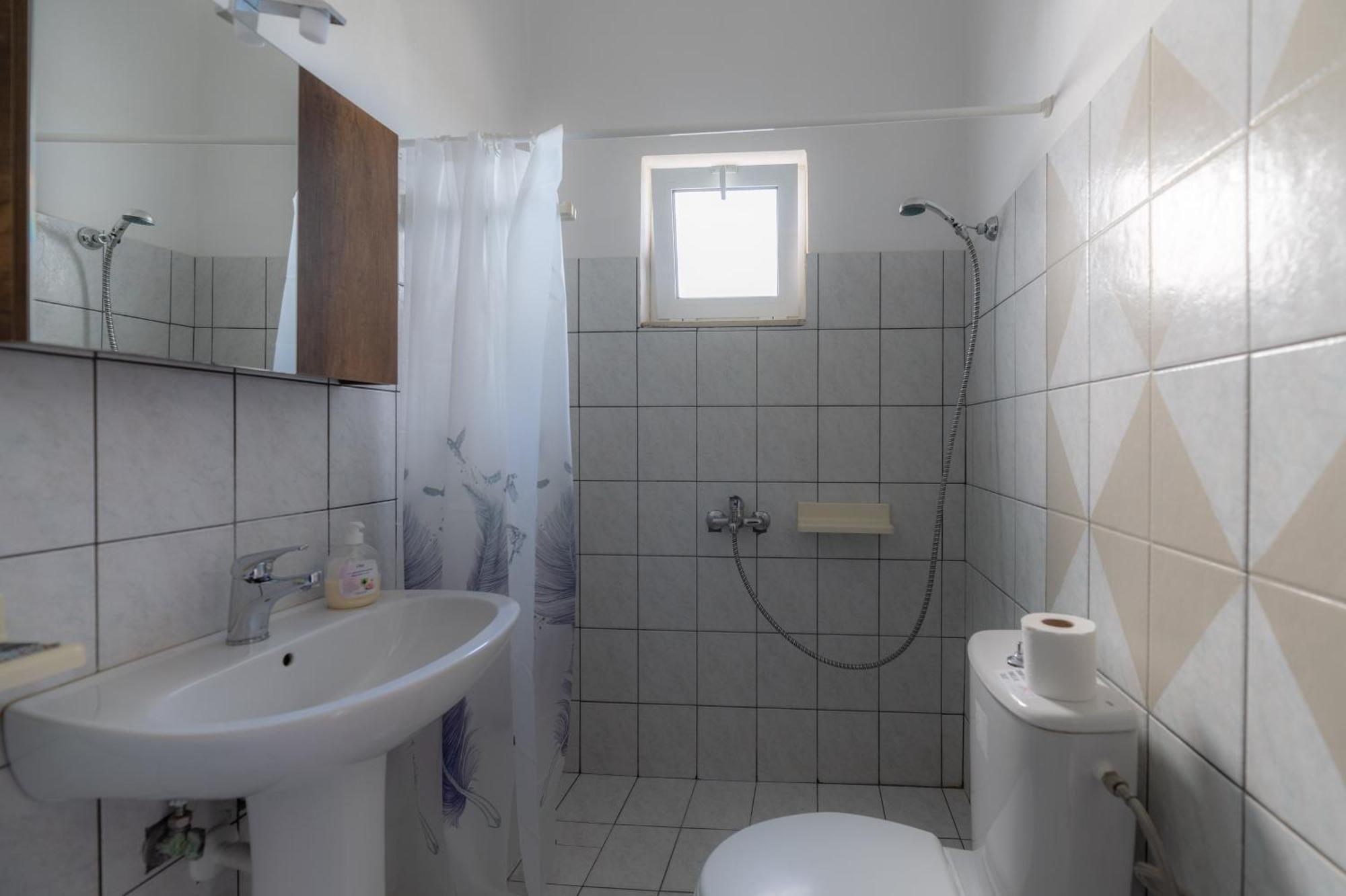 Korfes Apartments Камиларион Екстериор снимка