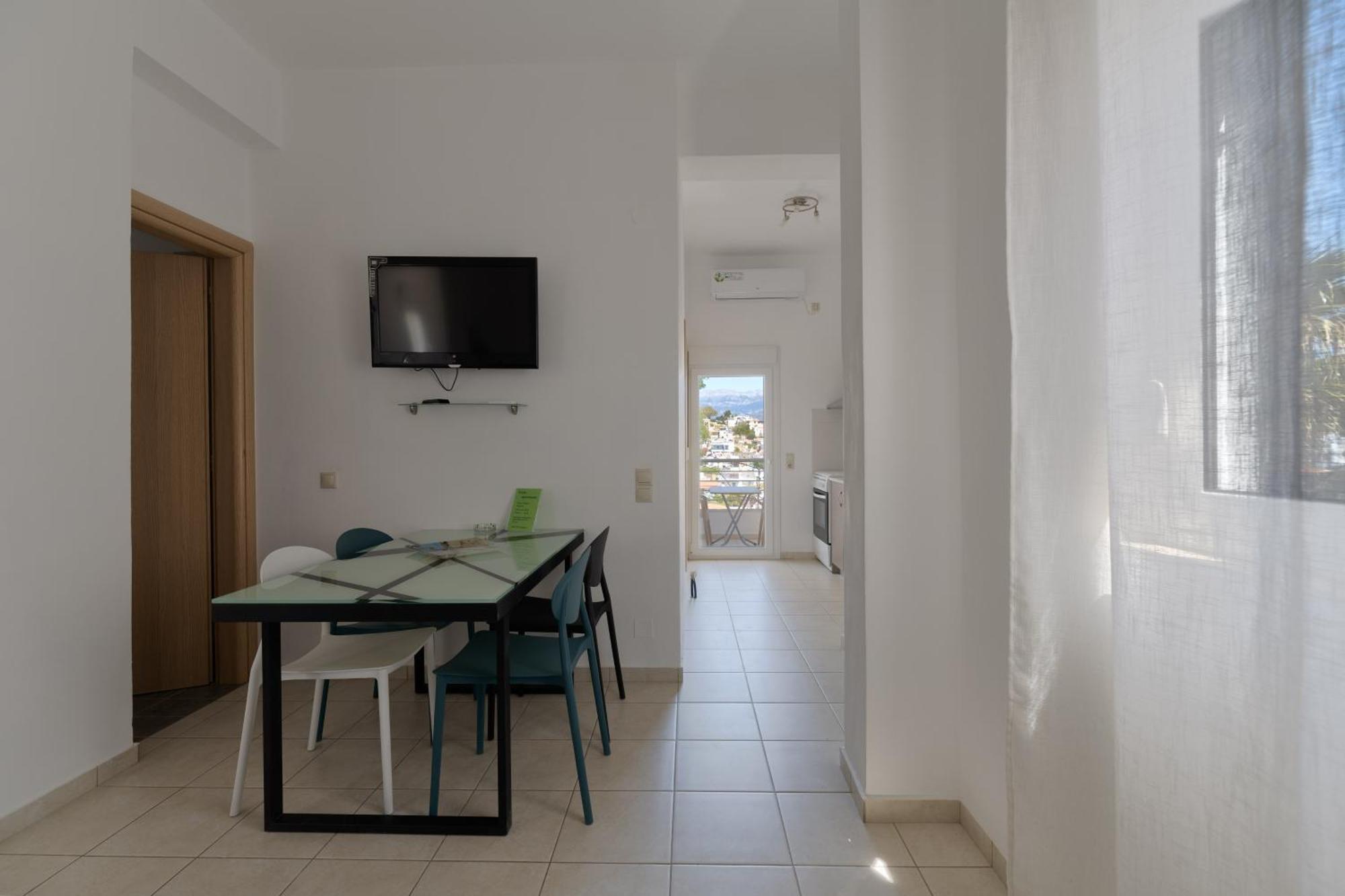 Korfes Apartments Камиларион Екстериор снимка